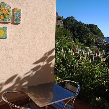 Taormina Isola Bella Apartment - Taormina Holidays Bilik gambar